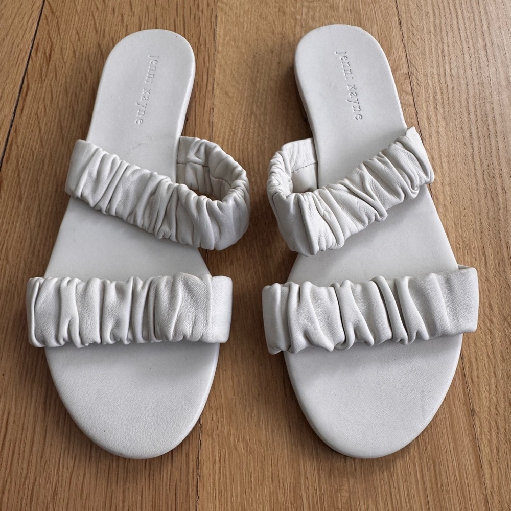Jenni Kayne White Ruched Sandals